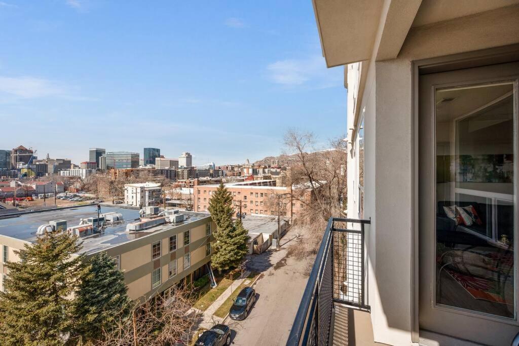 Downtown Walking Oasis With King Bd And City View Salt Lake City Bagian luar foto